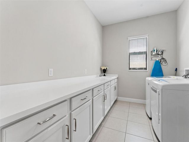 5116 LAKECASTLE DRIVE, Tampa, FL 33624