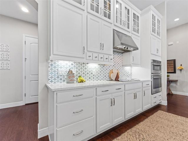 5116 LAKECASTLE DRIVE, Tampa, FL 33624