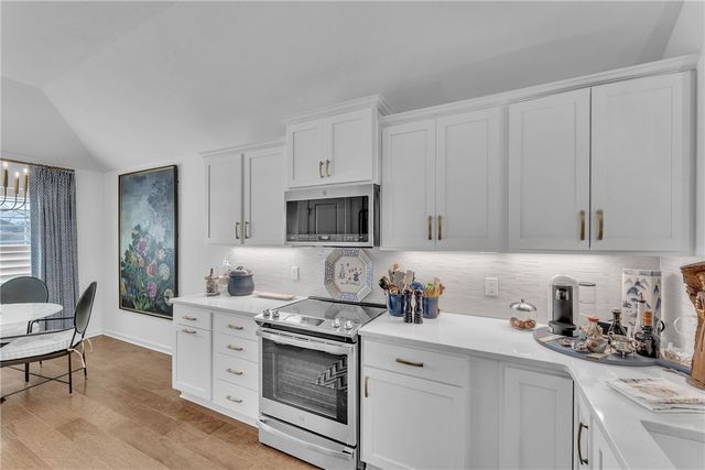 221 S Nightfall Avenue, Farmington, AR 72730