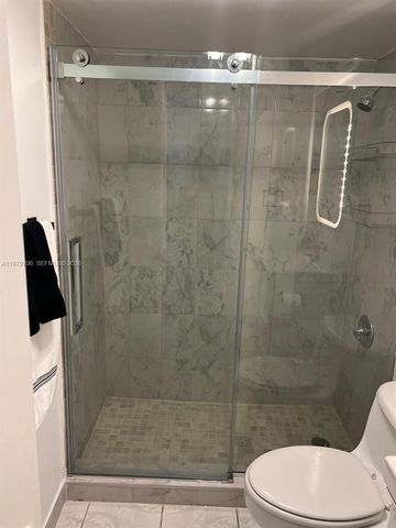 9440 W Flagler St 305, Miami, FL 33174