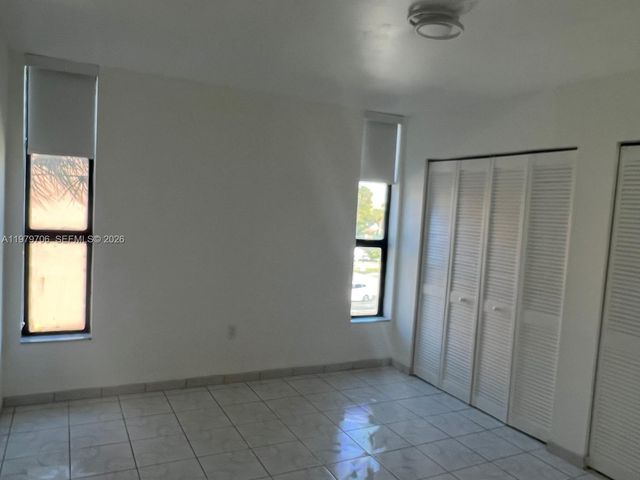 9440 W Flagler St 305, Miami, FL 33174