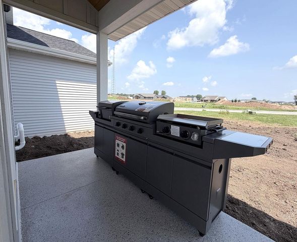 773 ROYAL ST PATS DRIVE, Wrightstown, WI 54180