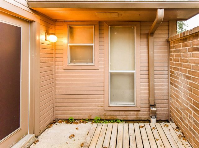 3530 Santa Rosa Lane, Sugar Land, TX 77478