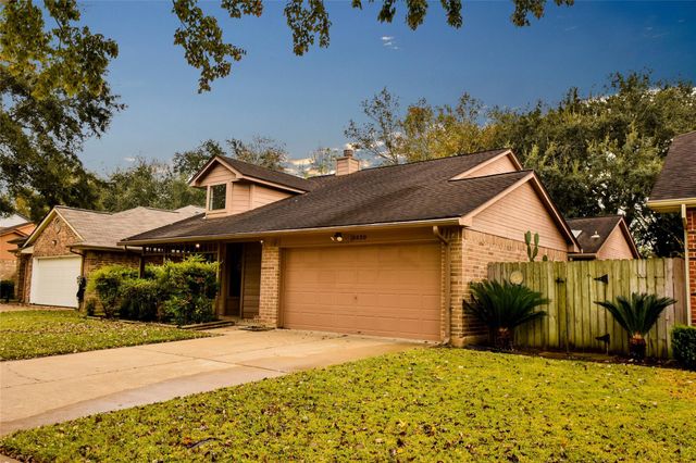 3530 Santa Rosa Lane, Sugar Land, TX 77478