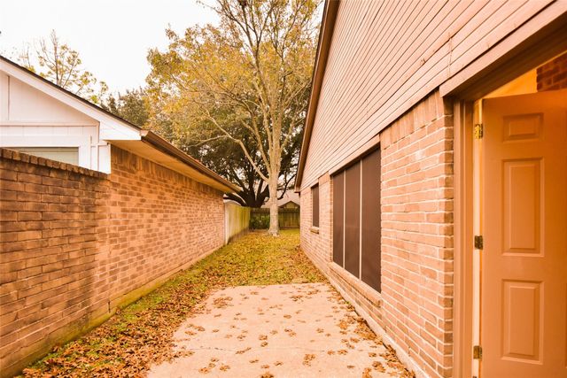 3530 Santa Rosa Lane, Sugar Land, TX 77478