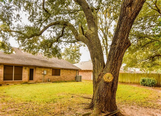 3530 Santa Rosa Lane, Sugar Land, TX 77478