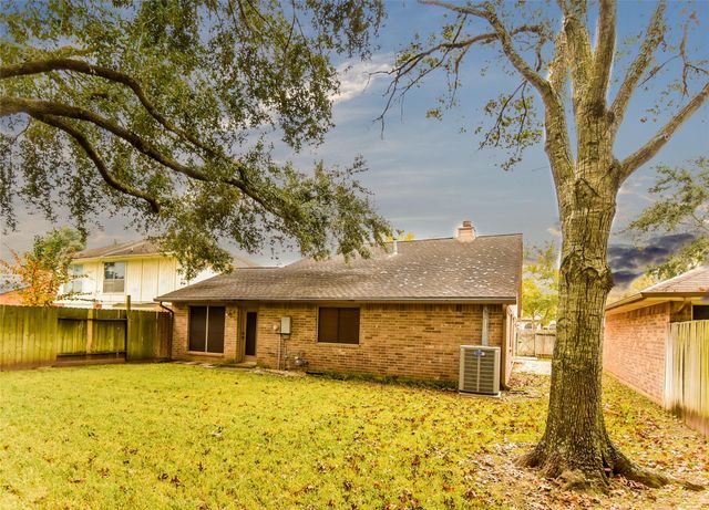 3530 Santa Rosa Lane, Sugar Land, TX 77478