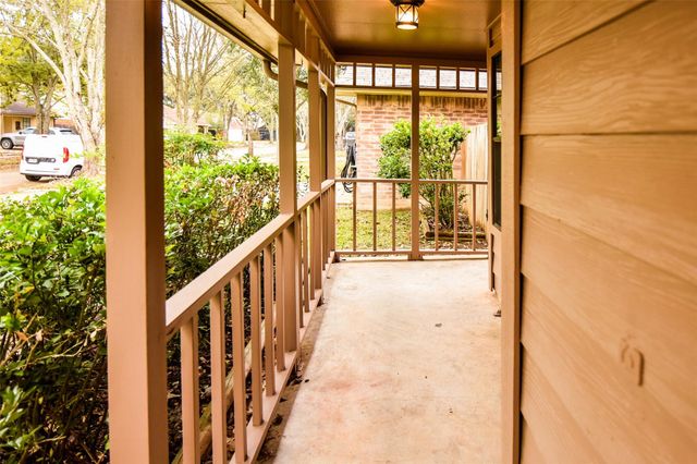 3530 Santa Rosa Lane, Sugar Land, TX 77478