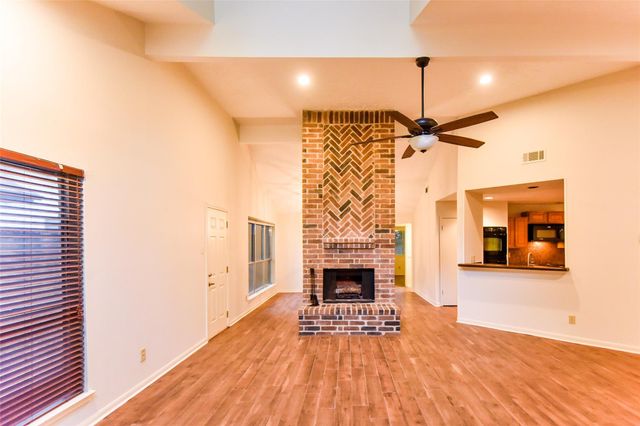 3530 Santa Rosa Lane, Sugar Land, TX 77478