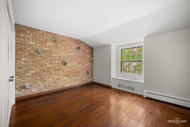 114 Hillside Avenue 114, Barrington, IL 60010