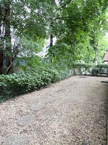 114 Hillside Avenue 114, Barrington, IL 60010