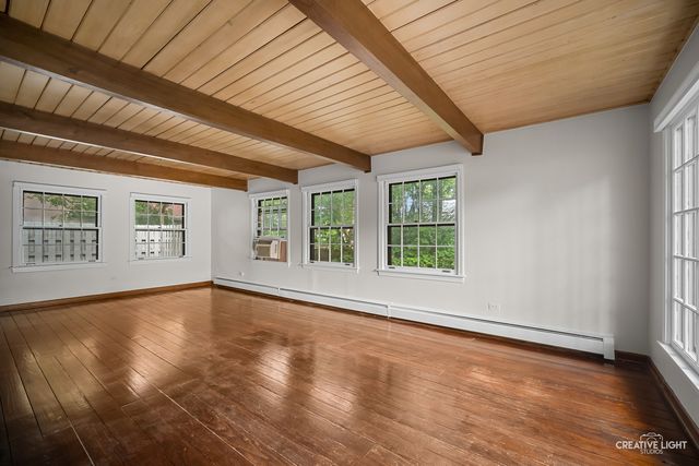 114 Hillside Avenue 114, Barrington, IL 60010