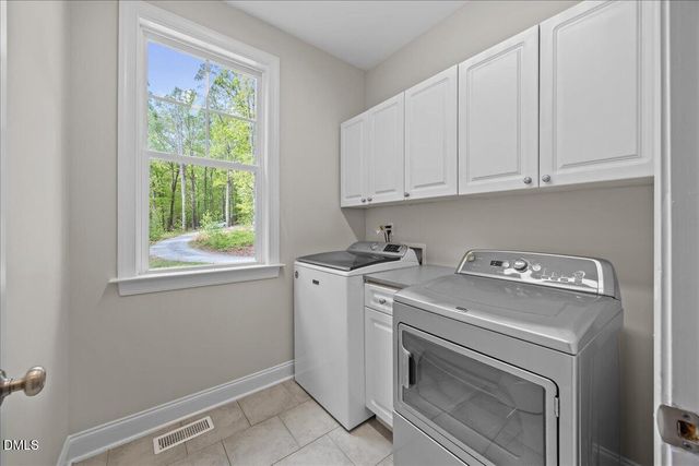 197 Kings View Lane, Chapel Hill, NC 27517