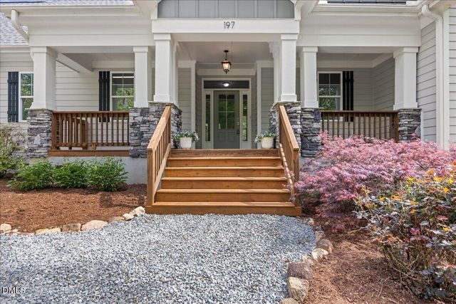 197 Kings View Lane, Chapel Hill, NC 27517