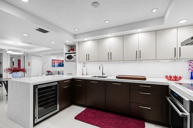 2600 S Ocean Boulevard 202w, Palm Beach, FL 33480