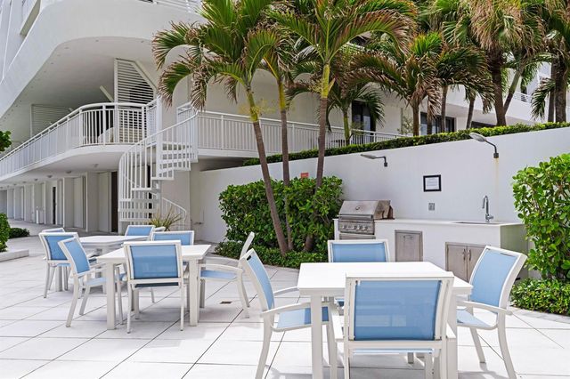 2600 S Ocean Boulevard 202w, Palm Beach, FL 33480