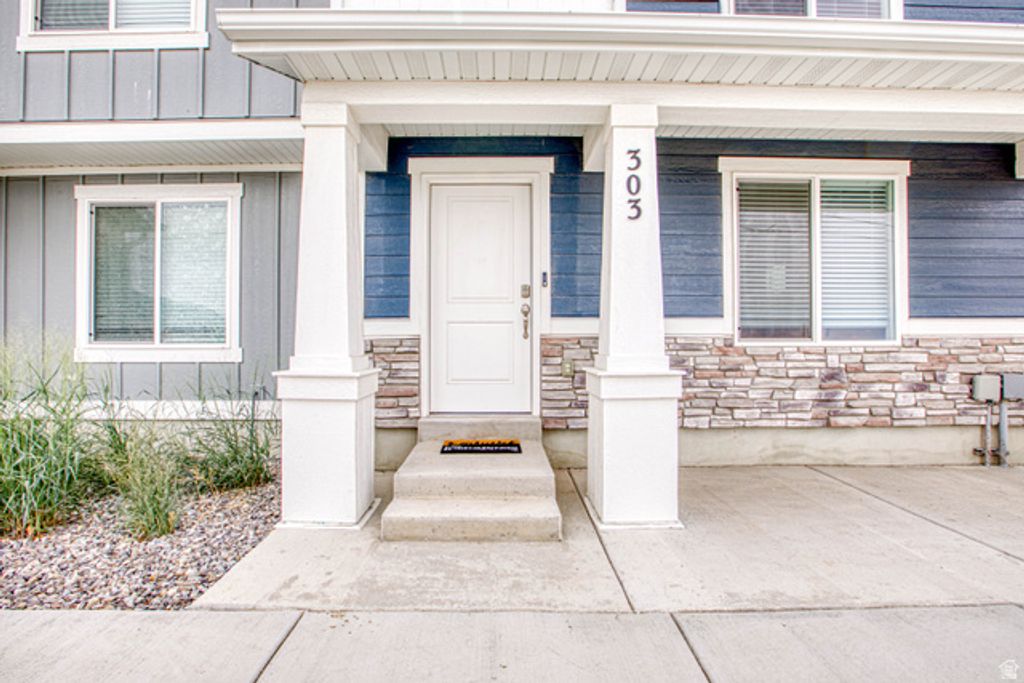 303 E SERENITY AVE #1018, Tooele, UT 84074 — exterior
