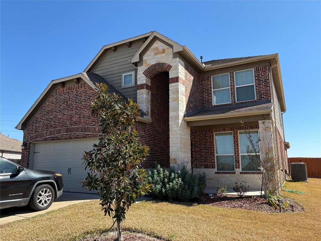 3003 Crestone Drive, Rosenberg, TX 77471