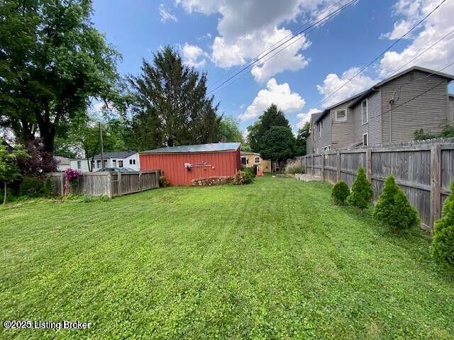 201 E John Fitch Ave, Bardstown, KY 40004
