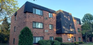 1851 S Morris Hill Drive 202, Mount Prospect, IL 60056