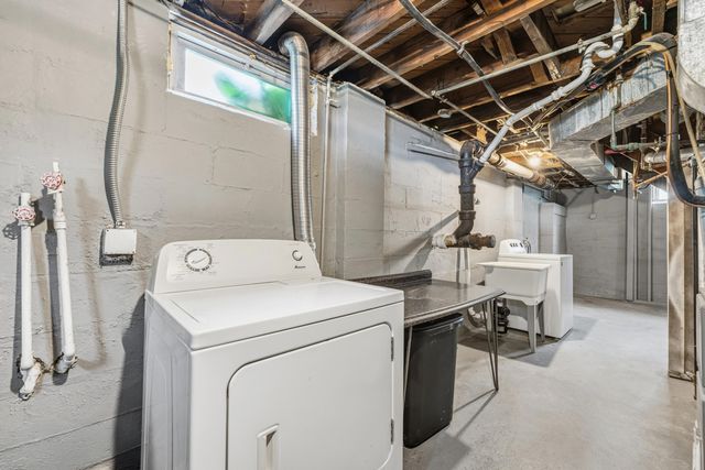 1403 Hamelink Drive, Portage, MI 49002
