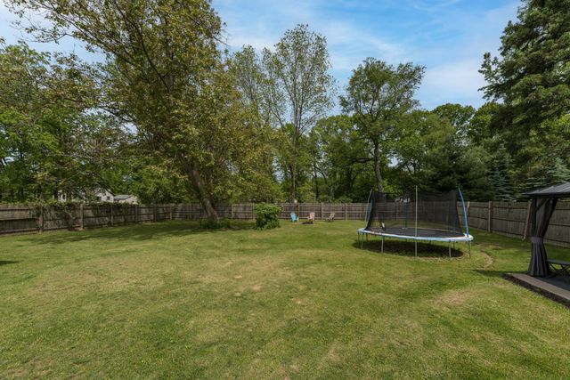 1403 Hamelink Drive, Portage, MI 49002