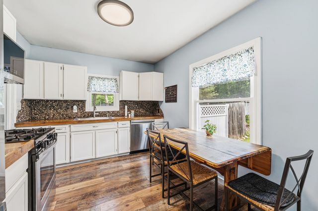 1403 Hamelink Drive, Portage, MI 49002