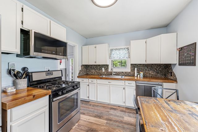 1403 Hamelink Drive, Portage, MI 49002