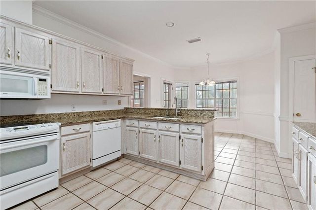 7693 Pembroke Circle, Mobile, AL 36695