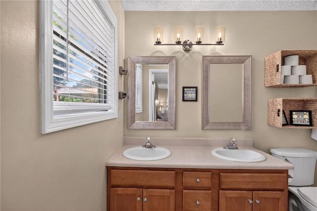6164 Pinedale Lane, Douglasville, GA 30135