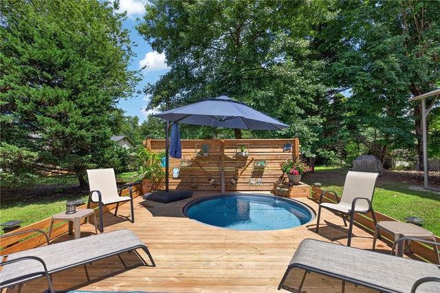 6164 Pinedale Lane, Douglasville, GA 30135