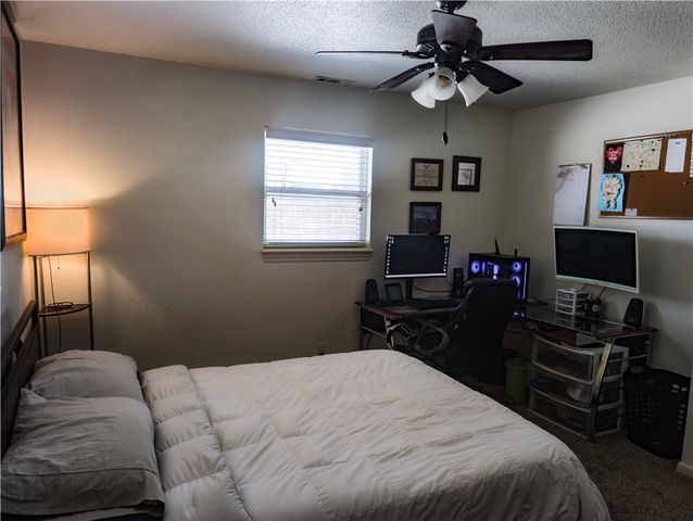 2001 W New Hope Road, Rogers, AR 72758