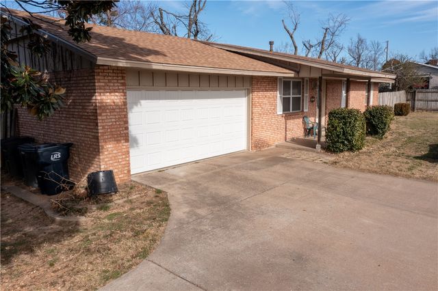 2001 W New Hope Road, Rogers, AR 72758