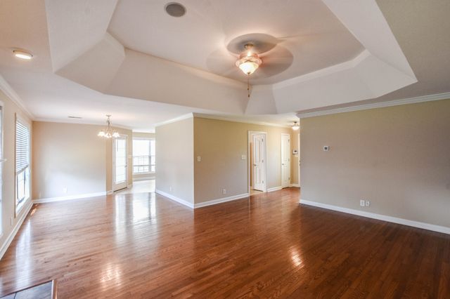 700 Foxfield Drive, Clarksville, TN 37042