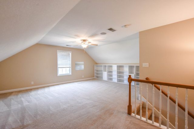 700 Foxfield Drive, Clarksville, TN 37042