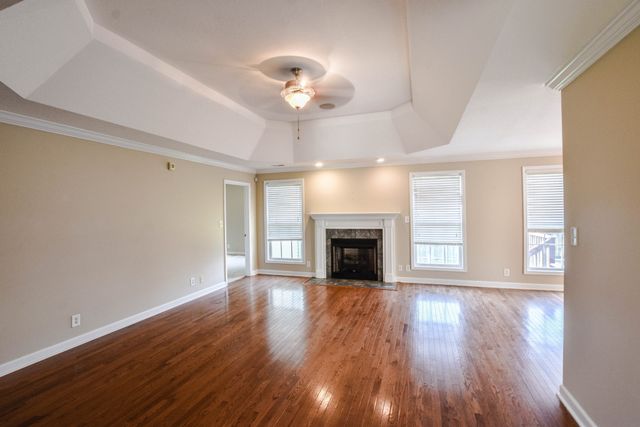 700 Foxfield Drive, Clarksville, TN 37042