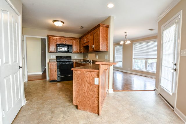 700 Foxfield Drive, Clarksville, TN 37042
