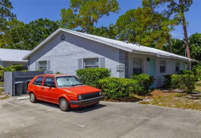 1446 40th Avenue 4, Vero Beach, FL 32960