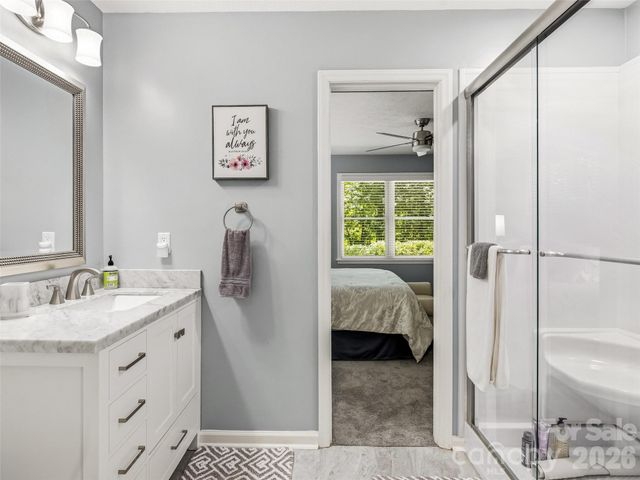 518 Starmount Lane, Hendersonville, NC 28791