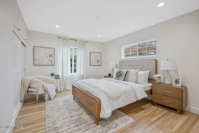 7055 Park Manor Avenue, North Hollywood, CA 91605