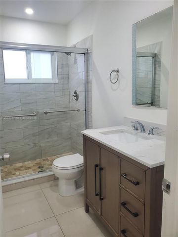 2124 SW 42nd Ter, Fort Lauderdale, FL 33317