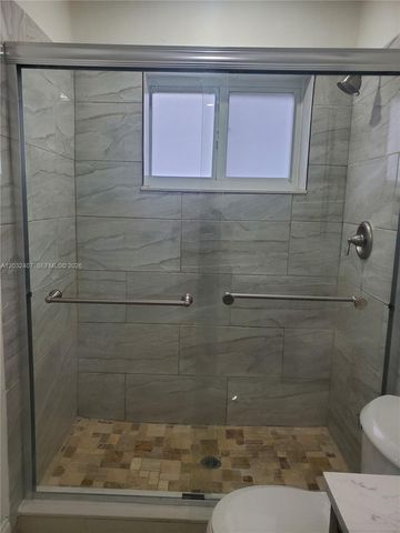 2124 SW 42nd Ter, Fort Lauderdale, FL 33317