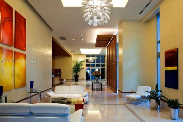 1060 Brickell Ave 2411, Miami, FL 33131