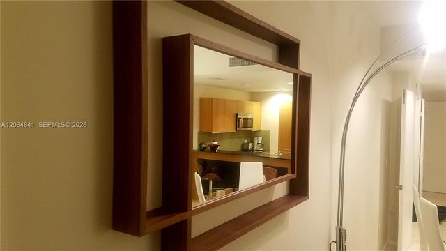 1060 Brickell Ave 2411, Miami, FL 33131