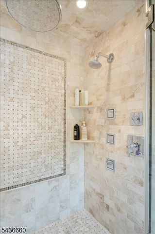 12 Longell Dr, Wayne Twp., NJ 07470