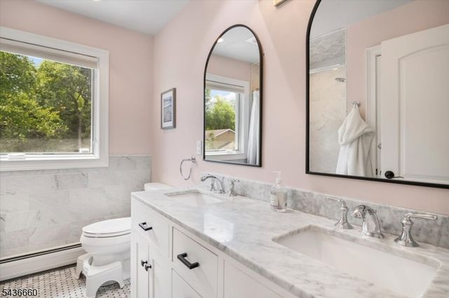 12 Longell Dr, Wayne Twp., NJ 07470
