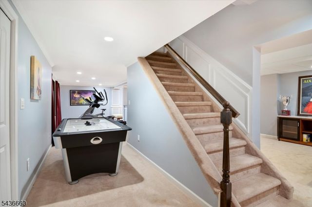 12 Longell Dr, Wayne Twp., NJ 07470