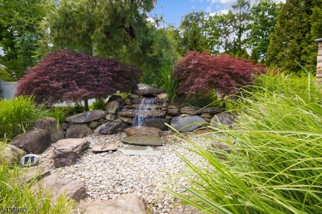 12 Longell Dr, Wayne Twp., NJ 07470