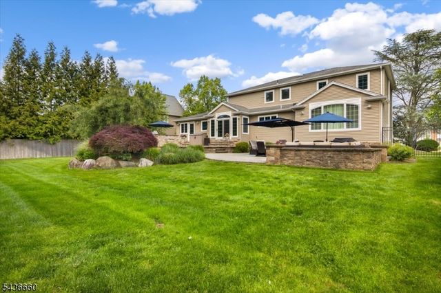 12 Longell Dr, Wayne Twp., NJ 07470