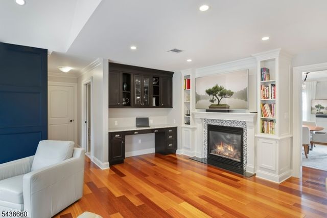 12 Longell Dr, Wayne Twp., NJ 07470